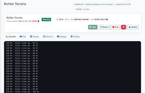 Terraria server with live usage